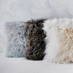 Mongolian Pillow 22" - Black -Furniture Sales 040025200 4 89760.1690268070.386.513 1