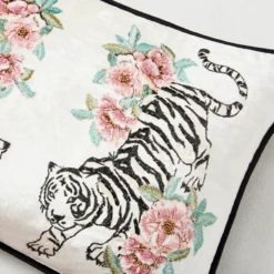 Adira Lumbar Pillow - Ivory -Furniture Sales webimage 040119624 DTL1