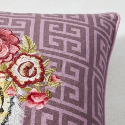 Jungle Queen Pillow 22" - Aubergine -Furniture Sales webimage 040266358 DTL2