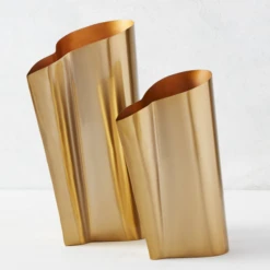 Mercer Vase -Furniture Sales webimage 120212578 1 jpg