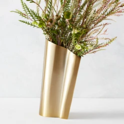 Mercer Vase -Furniture Sales webimage 120212578 2 jpg