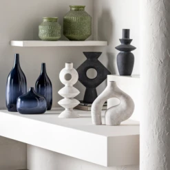 Yara Vase -Furniture Sales webimage 120994785 120994786 120994789 RV