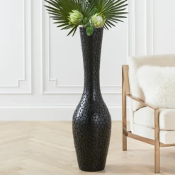 Oslo Floor Vase -Furniture Sales webimage 121851766 ALT1