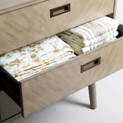 Anson Dresser -Furniture Sales webimage 600204358 DTL4