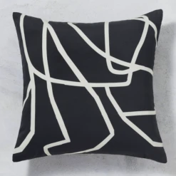 Osbourne Outdoor Pillow 18" - Black