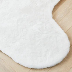 Lapin Animal Shape Rug - White -Furniture Sales webimage 620607444 620607445 DTL