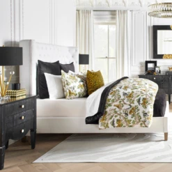 Jen Bed -Furniture Sales webimage 999892465 rv