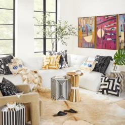 Rita Accent Table -Furniture Sales webimage Nikkichu LivingRoom 02 022223588 02 square 3